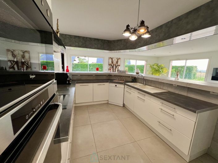 Image No.3-3 Bed House for sale