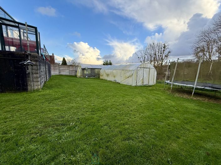 Image No.18-10 Bed House for sale