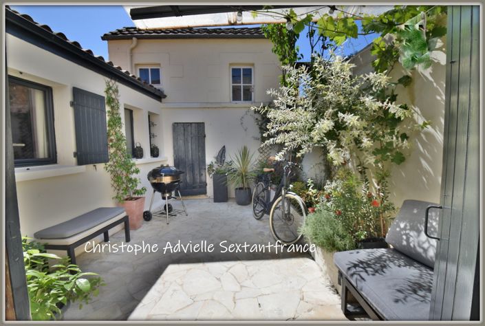 Image No.12-2 Bed Property for sale