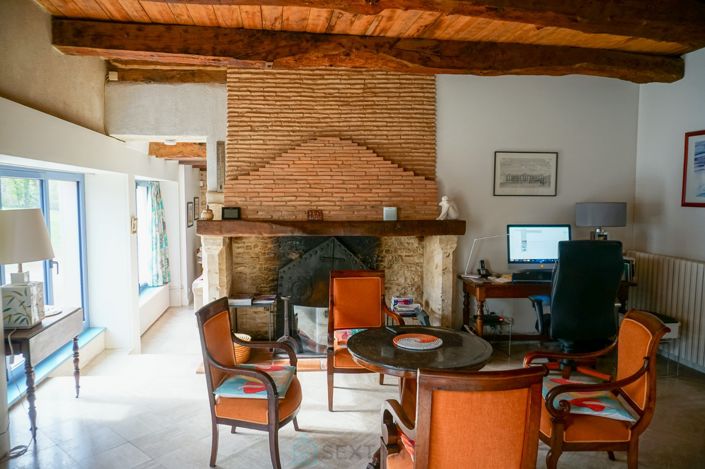 Image No.13-3 Bed Property for sale