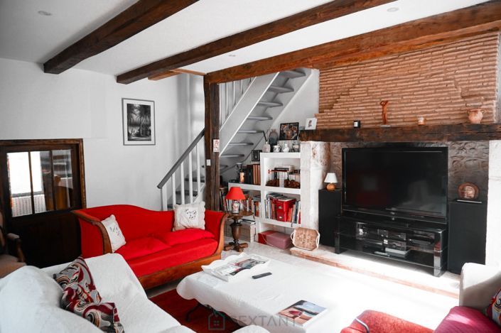 Image No.20-3 Bed Property for sale