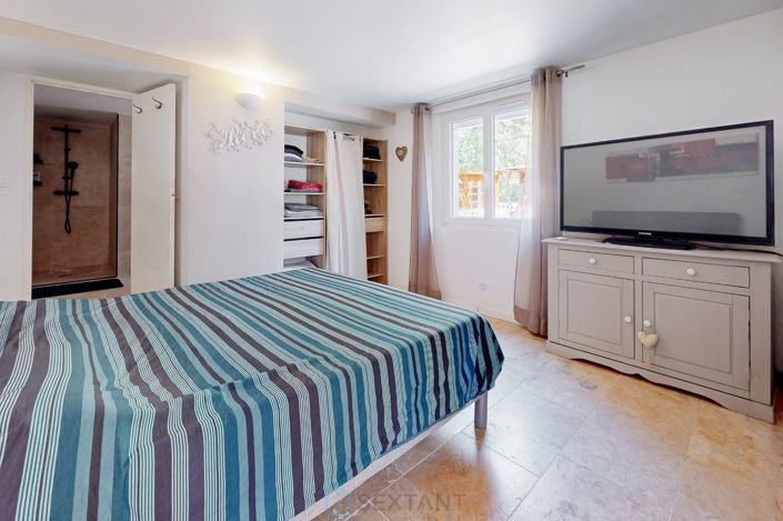 Image No.17-5 Bed Villa for sale