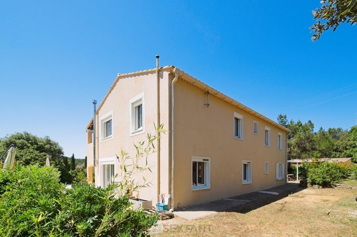 Image No.6-5 Bed Villa for sale