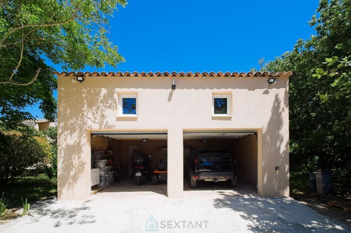 Image No.8-5 Bed Villa for sale