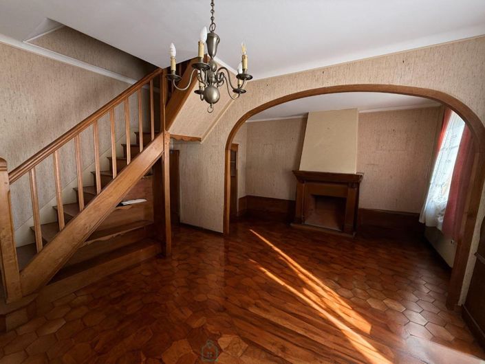 Image No.2-5 Bed House for sale