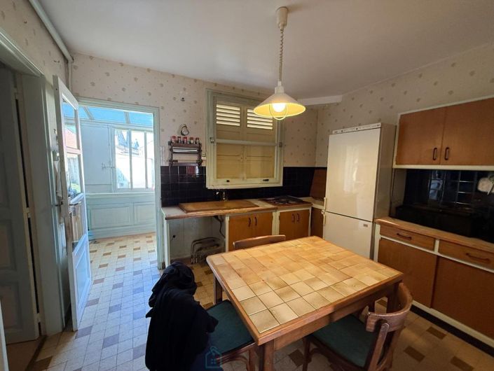 Image No.3-5 Bed House for sale