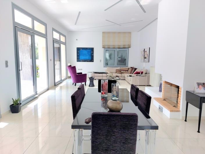 Image No.15-5 Bed Villa for sale