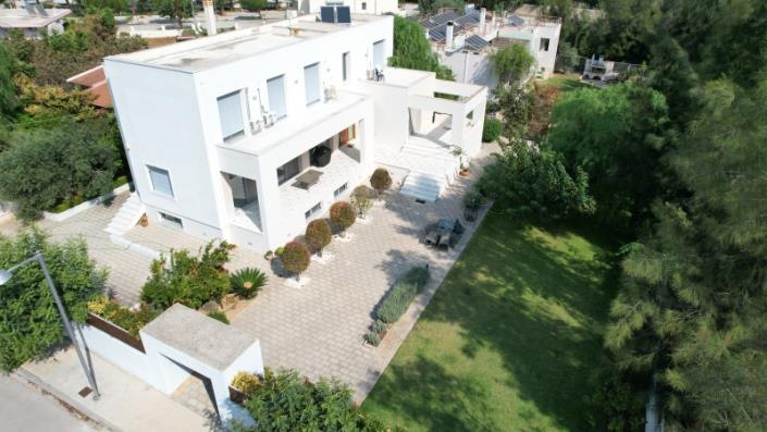 Image No.47-5 Bed Villa for sale