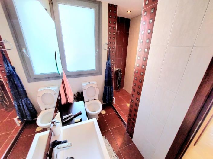 Image No.36-5 Bed Villa for sale