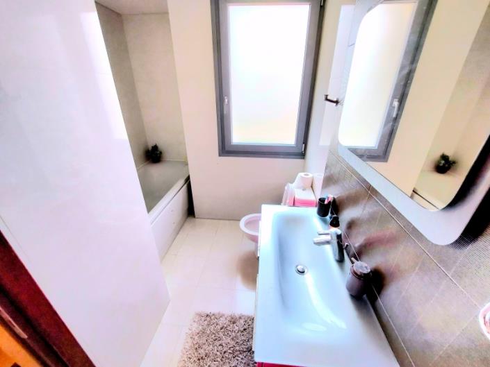 Image No.41-5 Bed Villa for sale