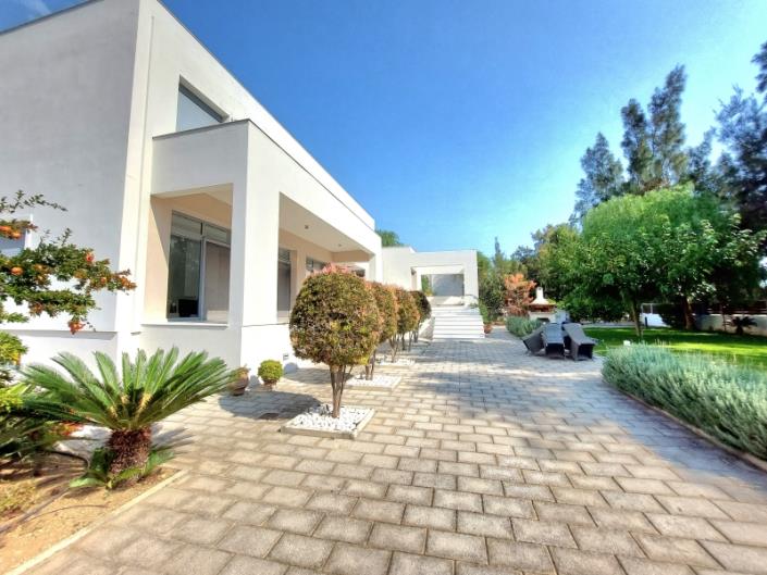 Image No.3-5 Bed Villa for sale