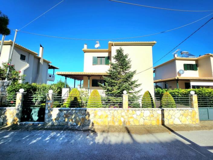 Image No.6-Maison de 4 chambres à vendre à Derveni