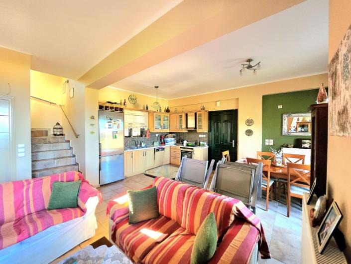 Image No.15-Maison de 4 chambres à vendre à Derveni