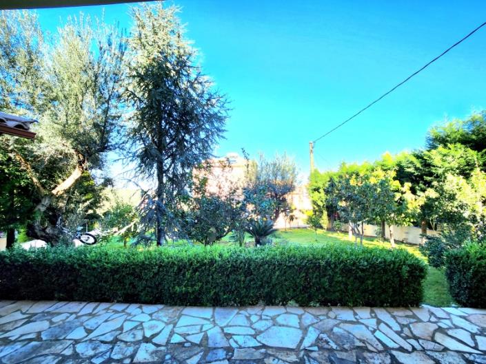 Image No.28-Maison de 4 chambres à vendre à Derveni