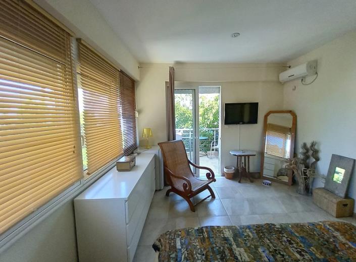 Image No.22-4 Bed Maisonette for sale