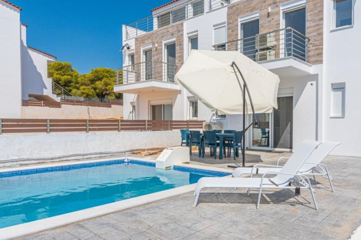 Image No.2-3 Bed Villa / Detached for sale