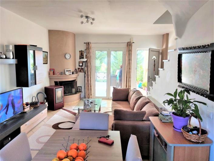 Image No.1-2 Bed Semi-Detached for sale