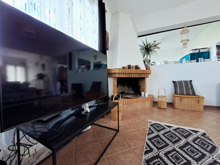 Image No.12-2 Bed Country House for sale