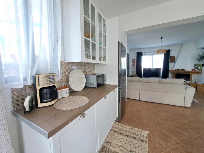 Image No.14-2 Bed Country House for sale