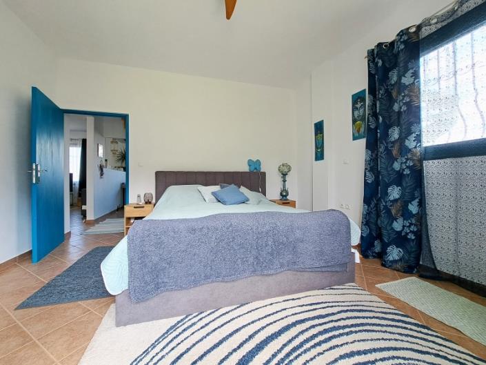 Image No.18-2 Bed Country House for sale