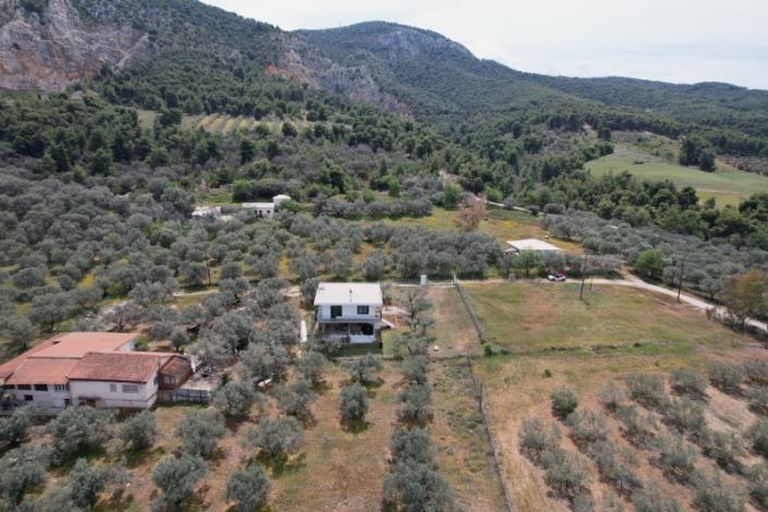 Image No.34-2 Bed Country House for sale