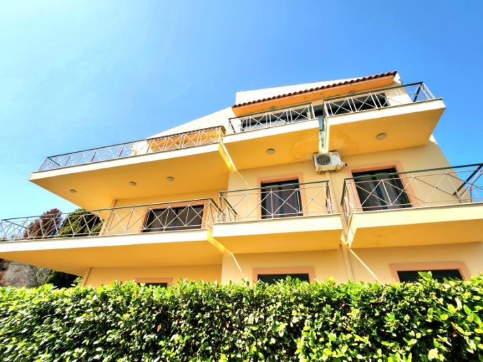 Image No.33-5 Bed House for sale