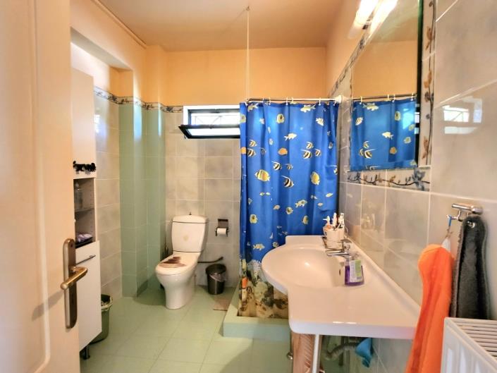 Image No.22-5 Bed House for sale