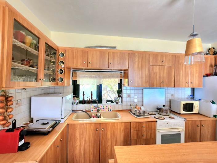 Image No.19-5 Bed House for sale