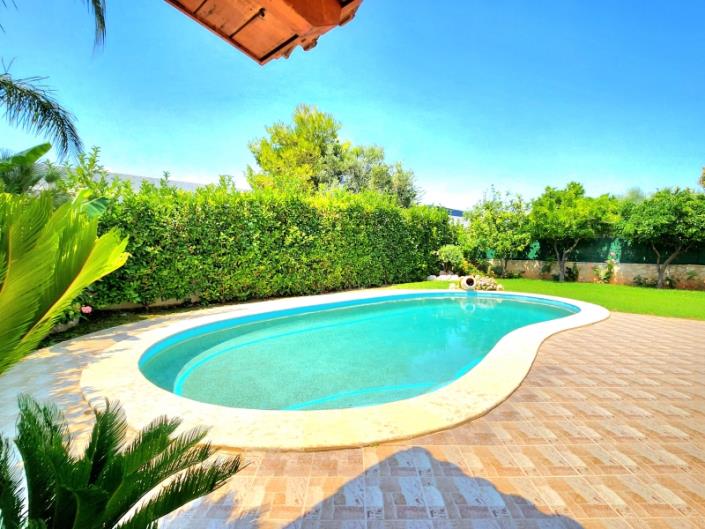 Image No.3-3 Bed House for sale