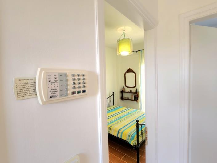 Image No.21-3 Bed House for sale