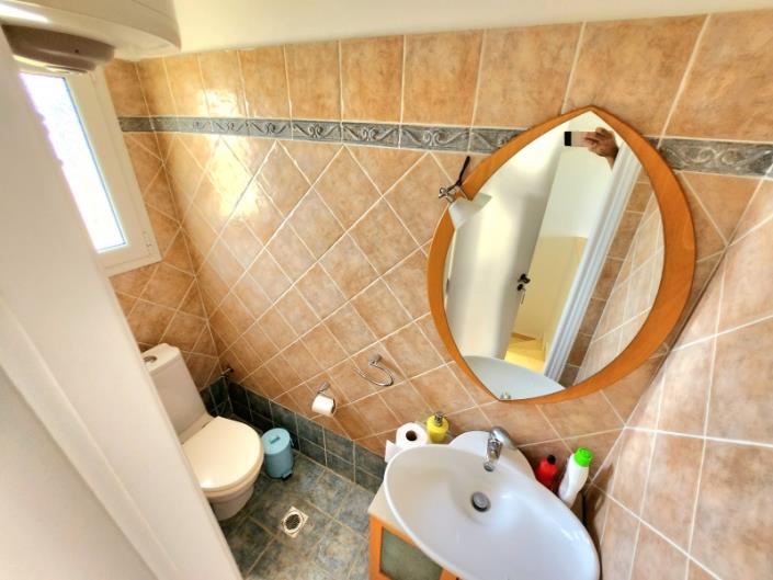 Image No.24-3 Bed House for sale