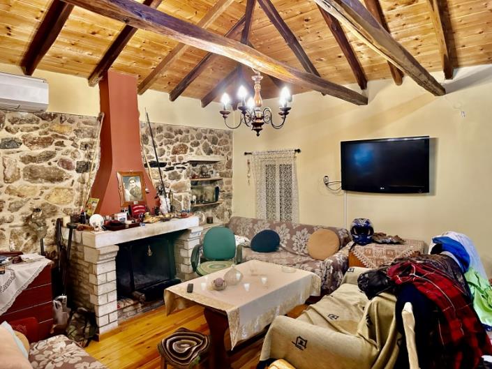 Image No.8-Maison de 2 chambres à vendre à Tyros