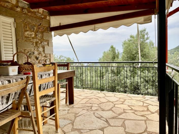 Image No.2-Maison de 2 chambres à vendre à Tyros