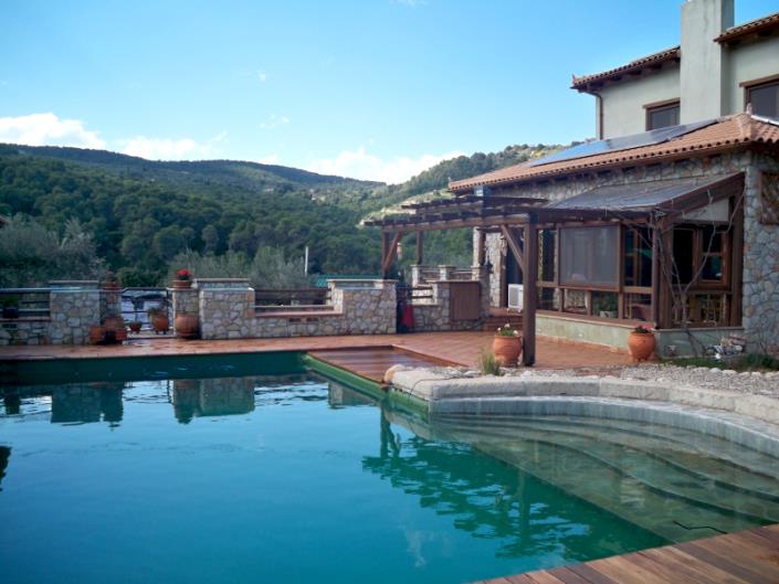 Image No.2-Propriété de pays de 5 chambres à vendre à Orea Eleni