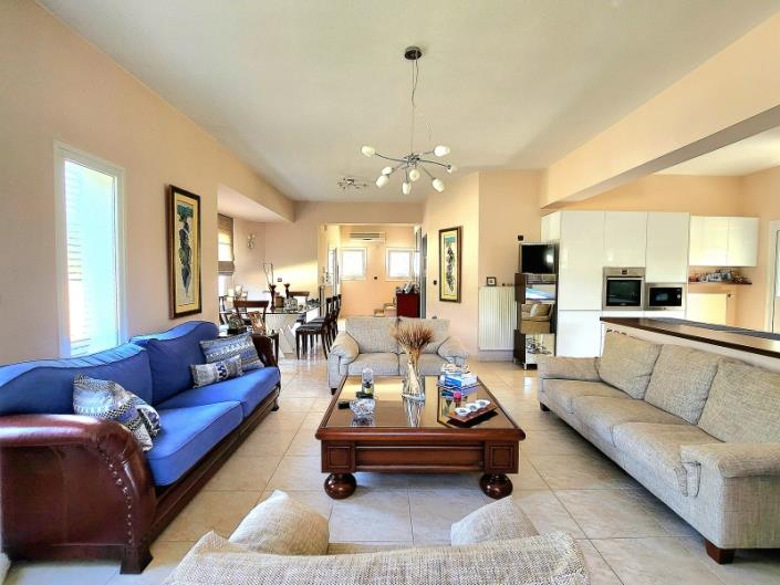 Image No.11-Maison / Villa de 4 chambres à vendre à Loutraki