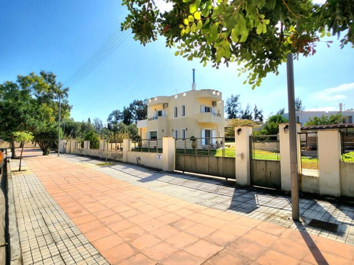 Image No.4-Maison / Villa de 4 chambres à vendre à Loutraki