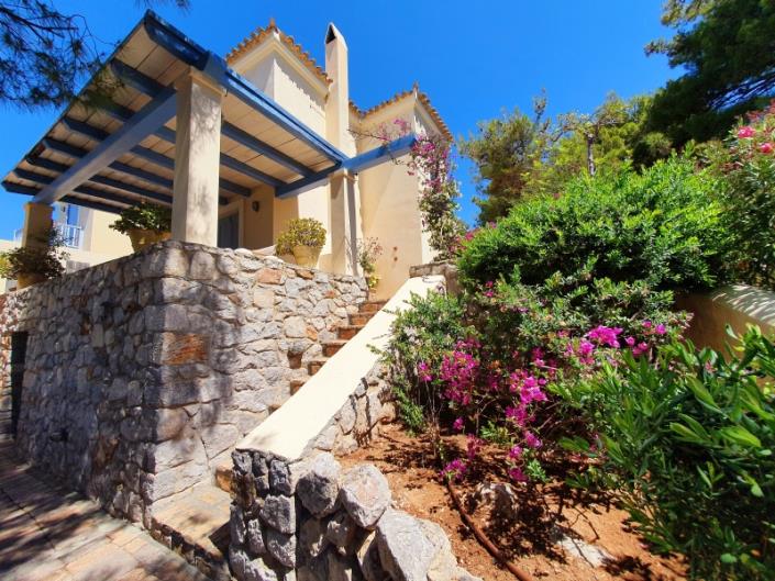 Image No.1-3 Bed House for sale