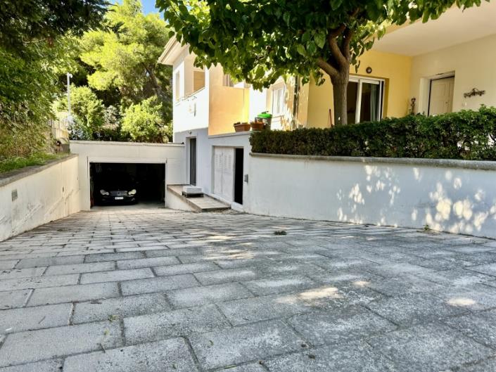 Image No.46-Maison de 5 chambres à vendre à Orea Eleni