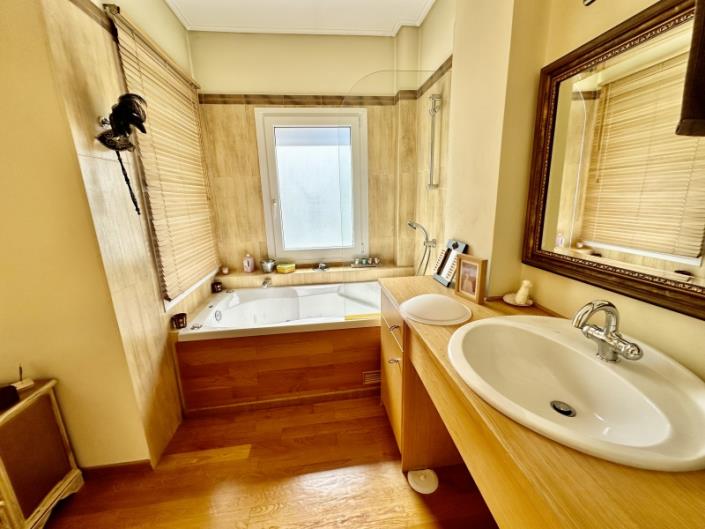 Image No.40-Maison de 5 chambres à vendre à Orea Eleni