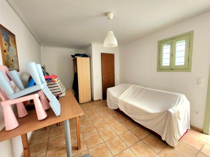 Image No.23-4 Bed House for sale