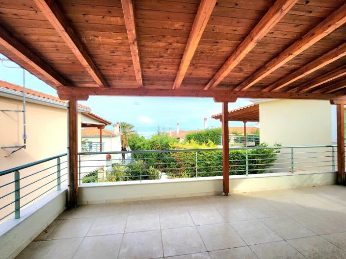 Image No.20-4 Bed House for sale