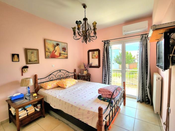 Image No.20-2 Bed Apartment for sale