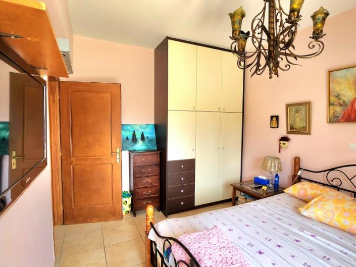 Image No.18-2 Bed Apartment for sale