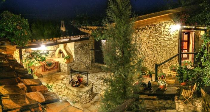 Image No.24-4 Bed House for sale