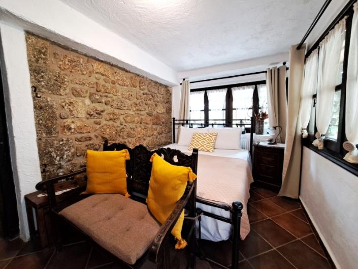 Image No.33-4 Bed House for sale