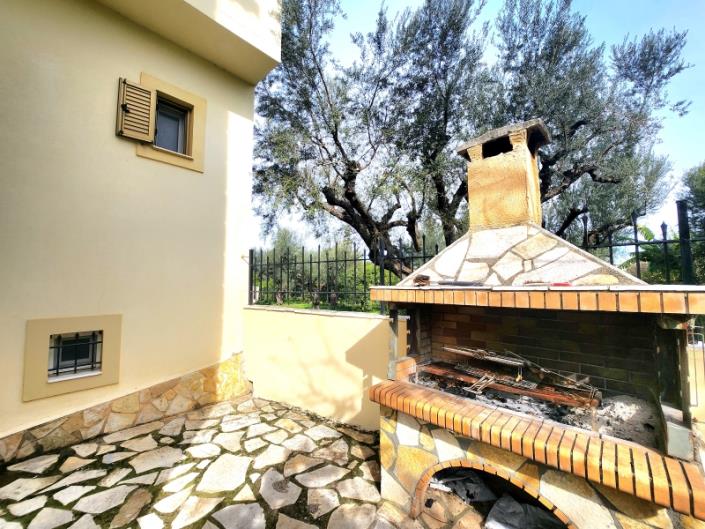 Image No.5-4 Bed Villa / Detached for sale