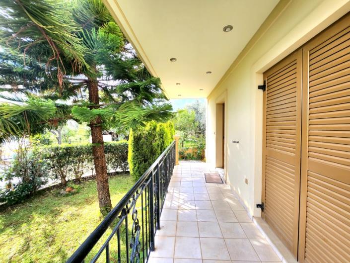 Image No.27-4 Bed Villa / Detached for sale