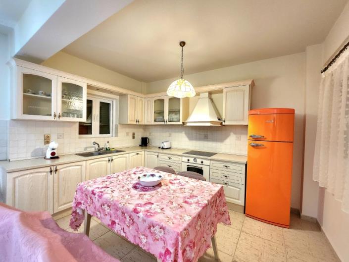 Image No.8-4 Bed Villa / Detached for sale