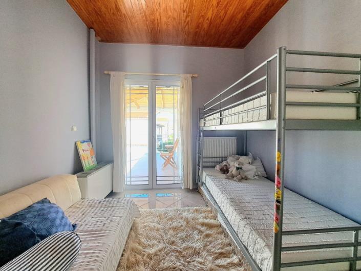 Image No.20-5 Bed House for sale