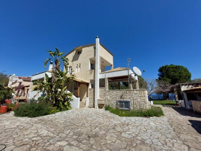 Image No.5-Maison / Villa de 5 chambres à vendre à Epidavros